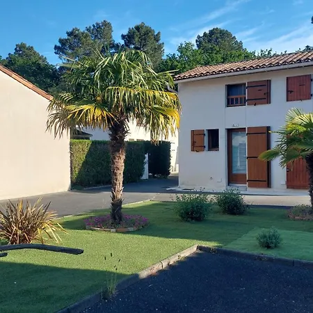 La Maisonnette D'elo - 4 Personnes Piscine * Les Mathes