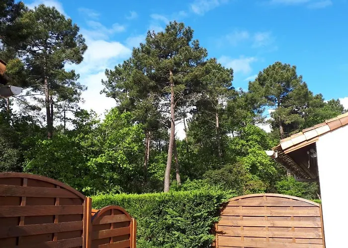 La Maisonnette D'elo - 4 Personnes Piscine Hébergement de vacances *